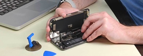 'Как ремонтируют технику Apple?